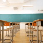 Escolas e Universidades